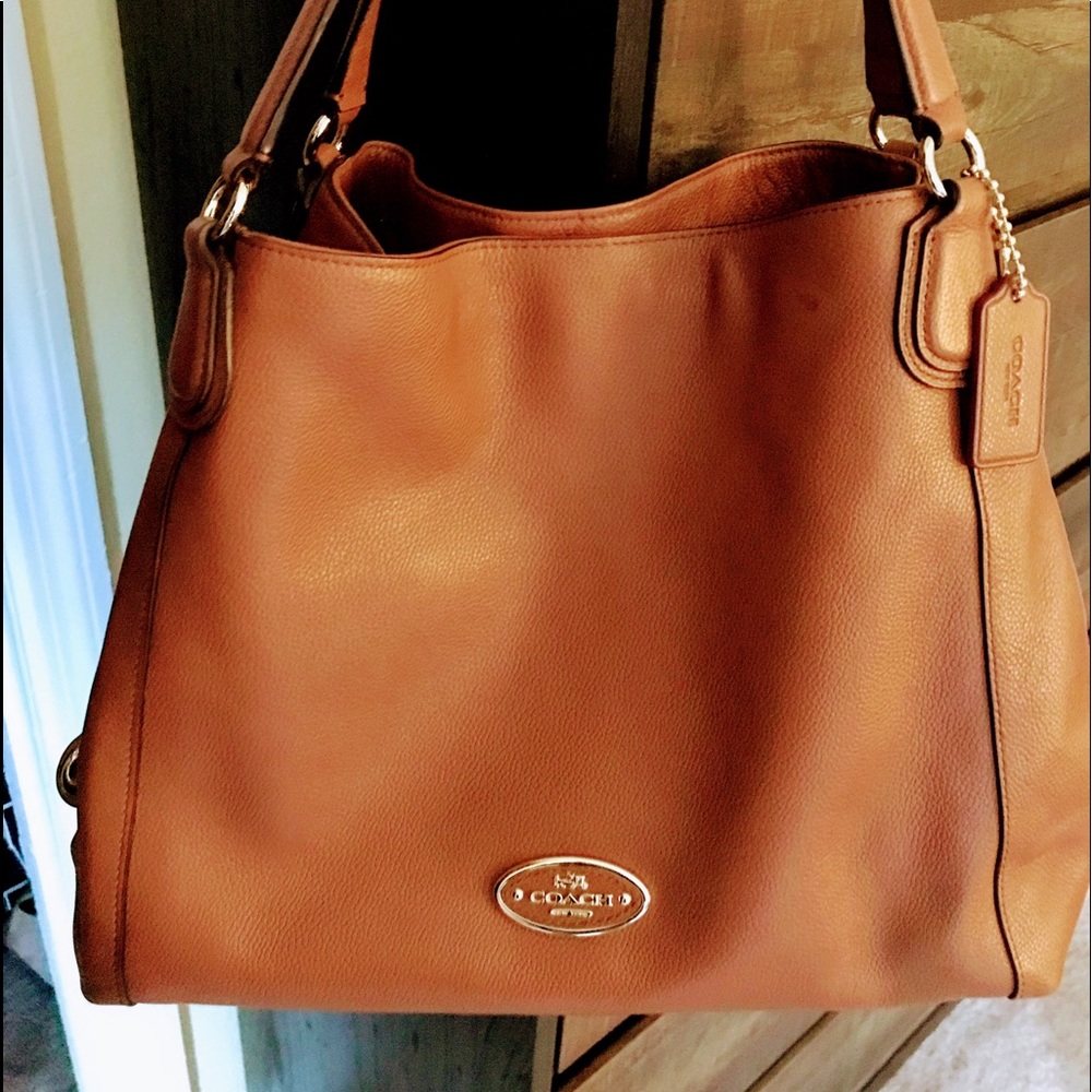 Gently used coach bag